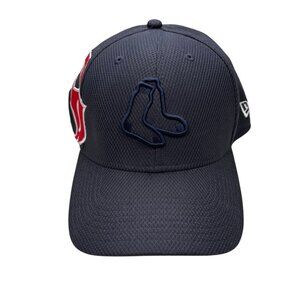 New Era Boston Red Sox Logo Twist 39Thirty Large/XL Fitted Hat Cap